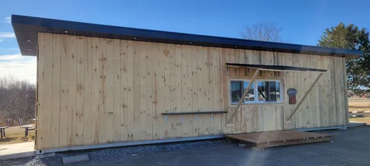 Nouveau casse-croûte Chez Demers à Saint-Lambert-de-Lauzon
